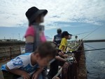 s-turi090803.jpg